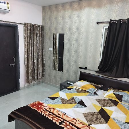 Shiv Shakti Homestay Ujjain Exterior foto
